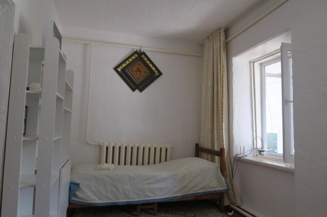 Geshouseaselbarskoon Hotel Bagian luar foto