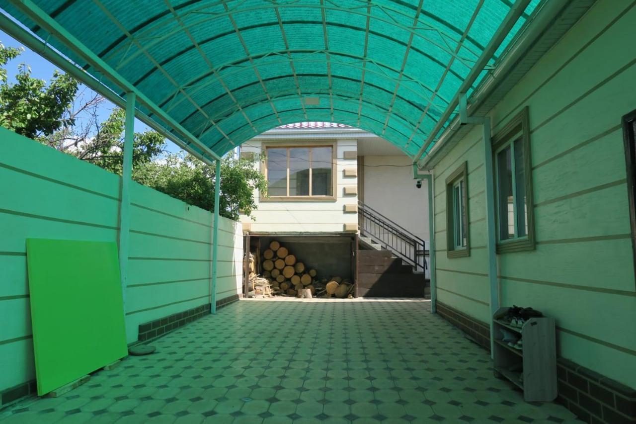 Geshouseaselbarskoon Hotel Bagian luar foto
